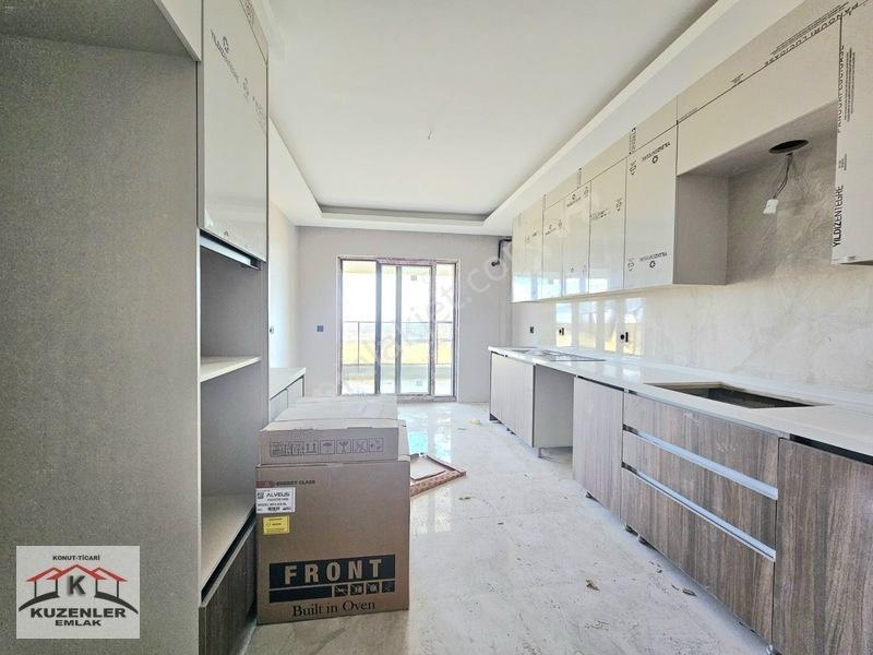 Kuzenler'dn Hastane Yanında Eminevim'e Uygun_18kat Ultra Lüks 4+ — fotoğraf 2