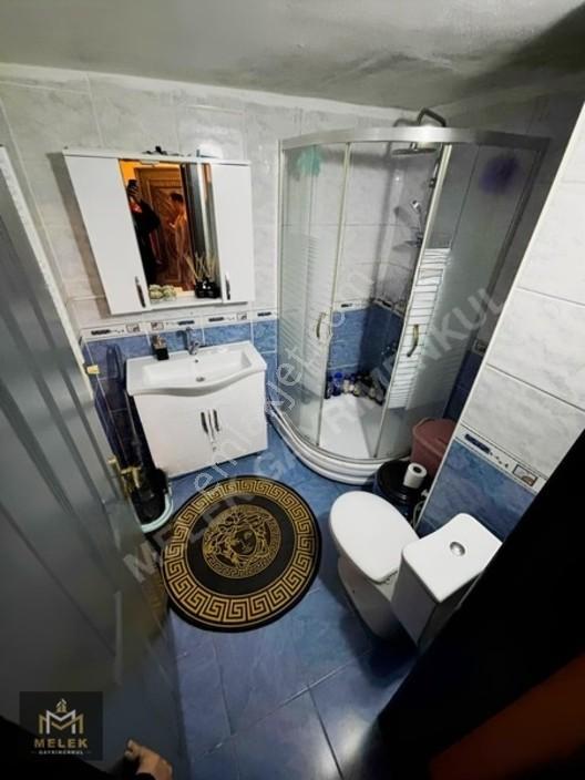 Melek Gayrimenkul'dan Yürüyüş Yolunda Çift Cephe 120mt2 Satılık — fotoğraf 3