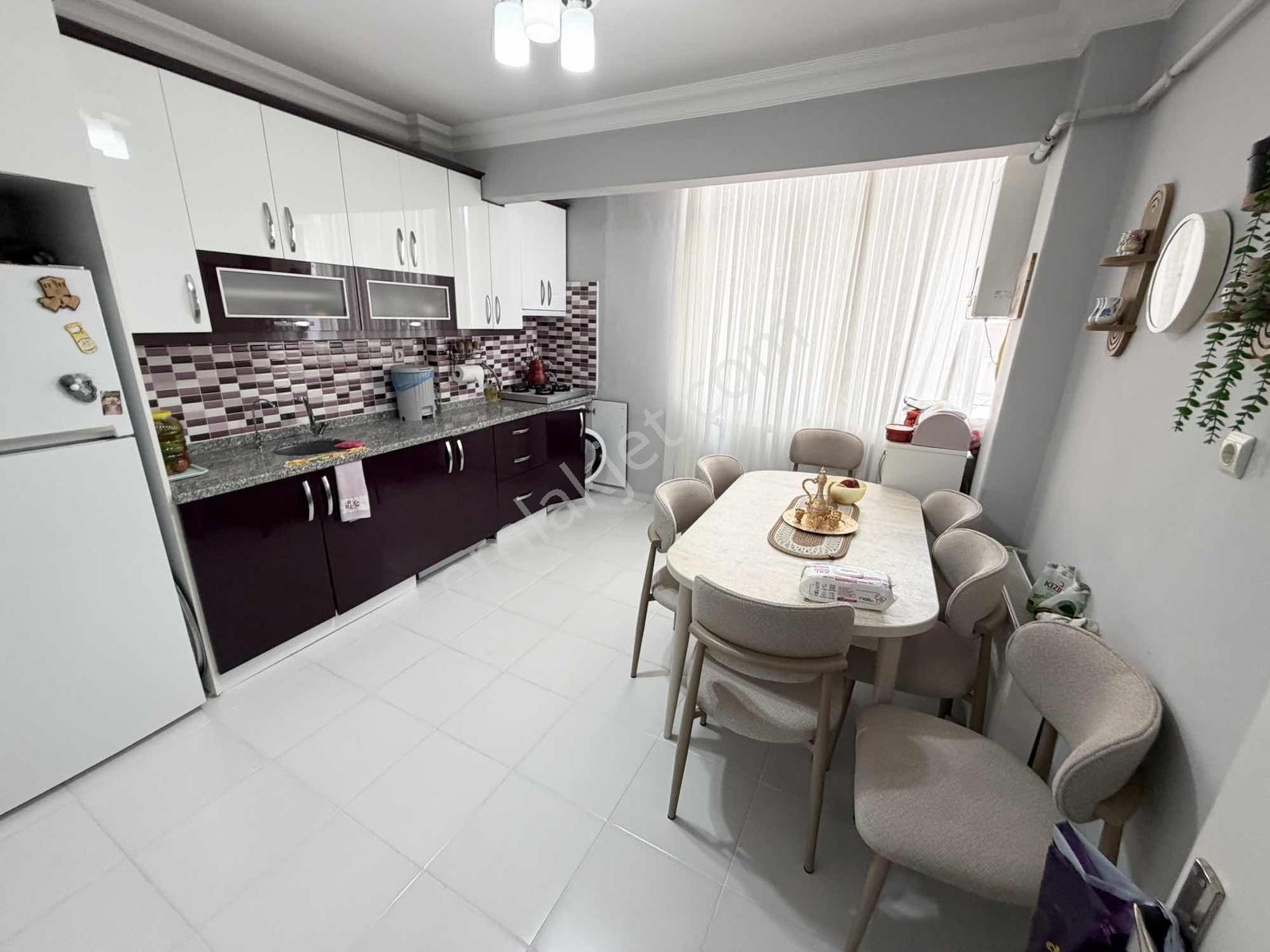 Demir İnşaat Uğurmumcu'da Satılık Çift Cephe 110m2 3.kat — fotoğraf 9