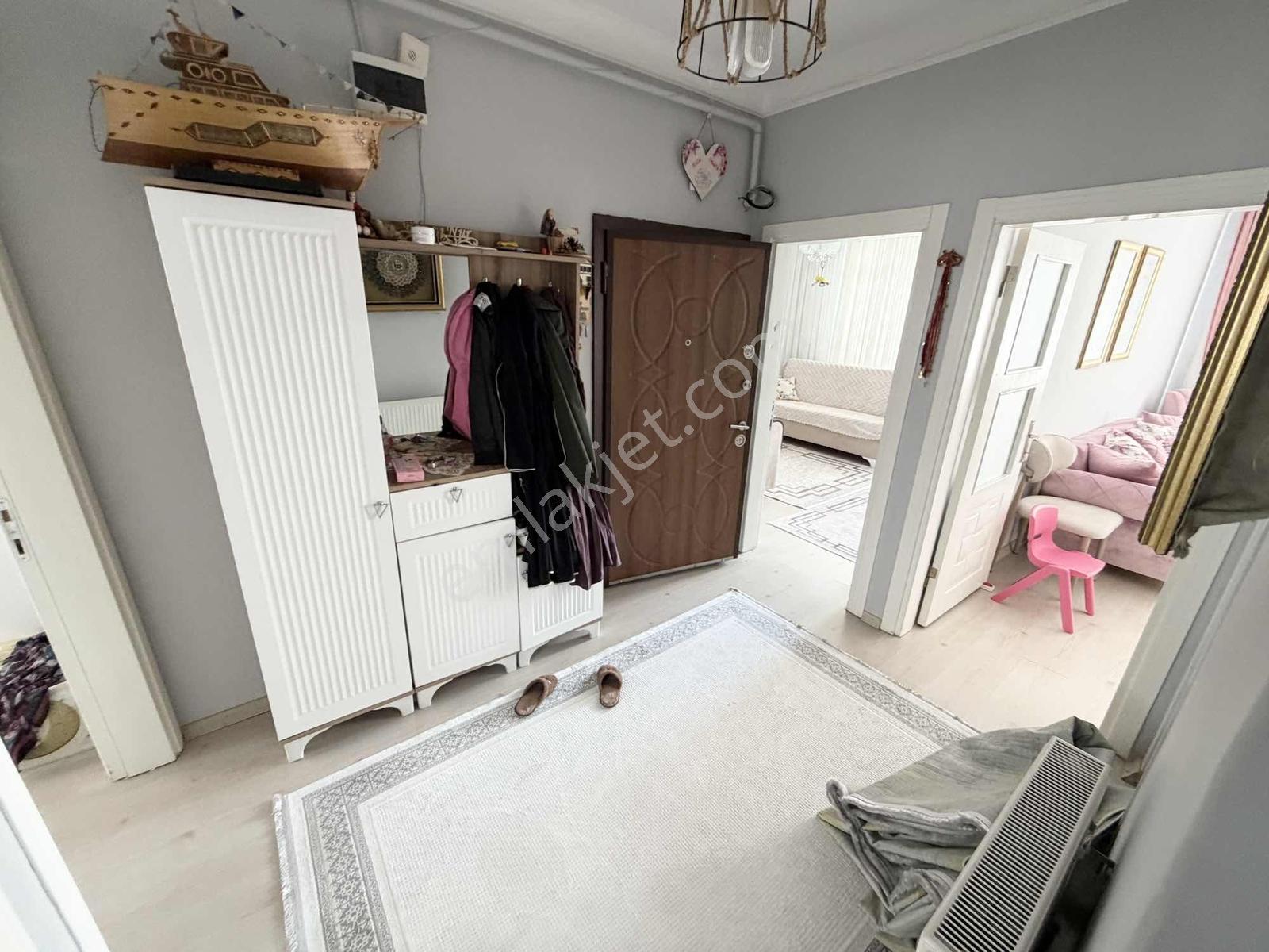 Demir İnşaat Uğurmumcu'da Satılık Çift Cephe 110m2 3.kat — fotoğraf 11