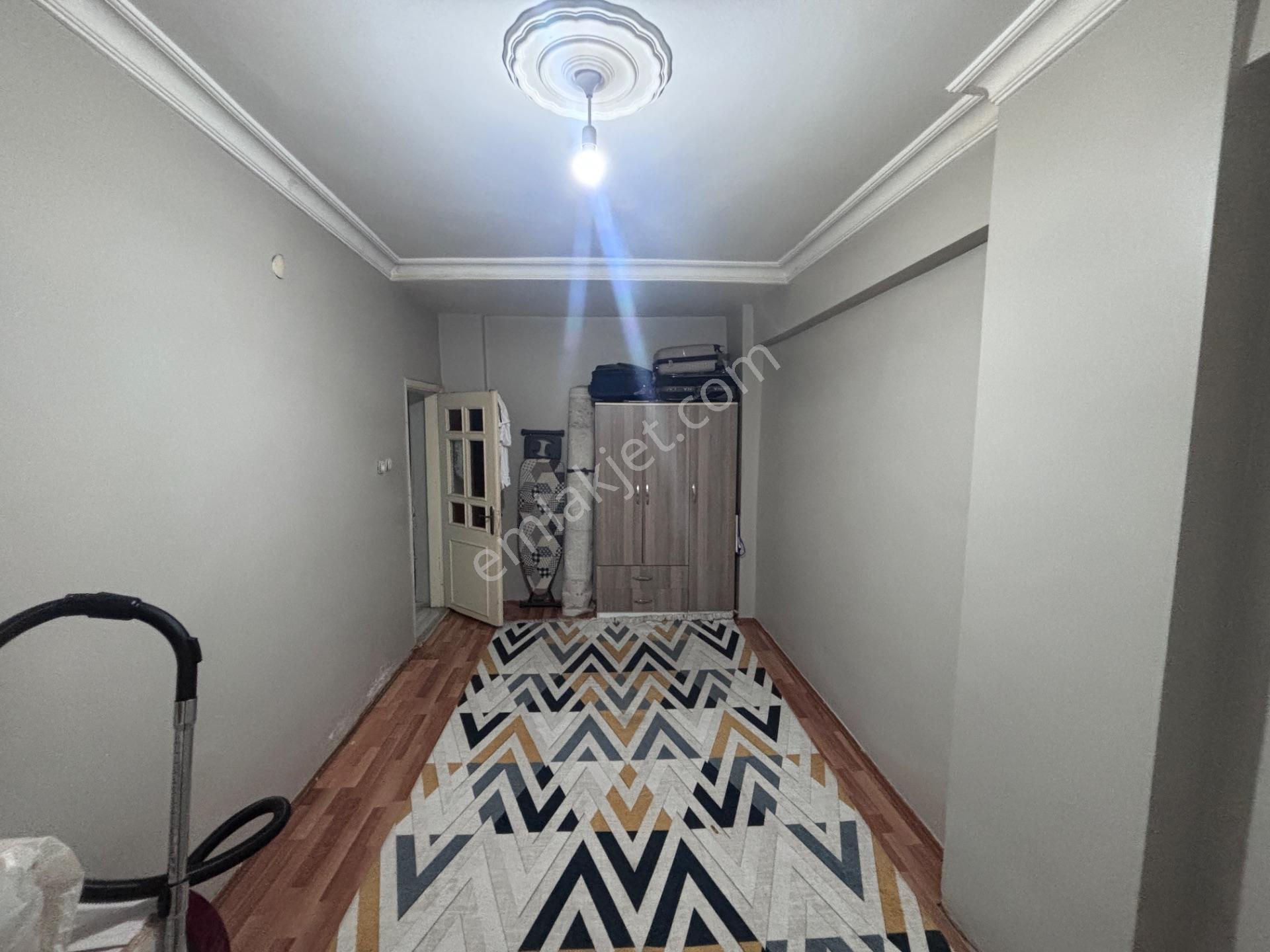 Kocasinan”da Satılık 3+1 110 M2 Giriş Hisseli Daire Yatırıma Uygun Merkezi Konum Lokasyon Avantajlı — fotoğraf 4