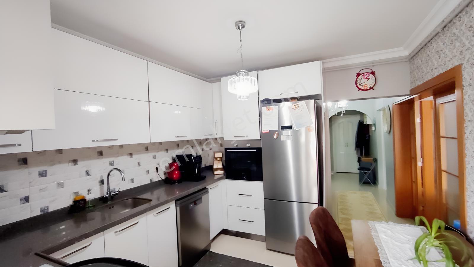 Çekmeköy Altınkoza Evlerinde Satılık 3+1 Daire — fotoğraf 16