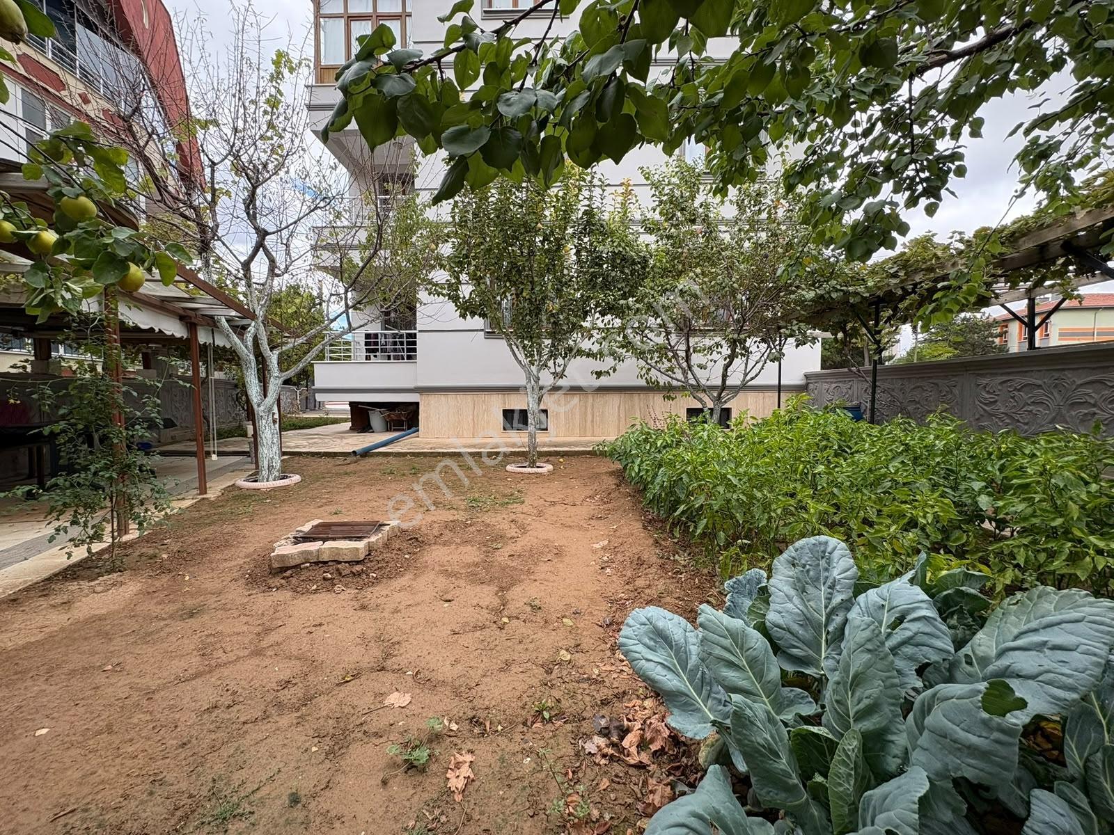 Hüsamettin Çelebi Mahallesin'de 144 M² Geniş 3+1 Daire — fotoğraf 21