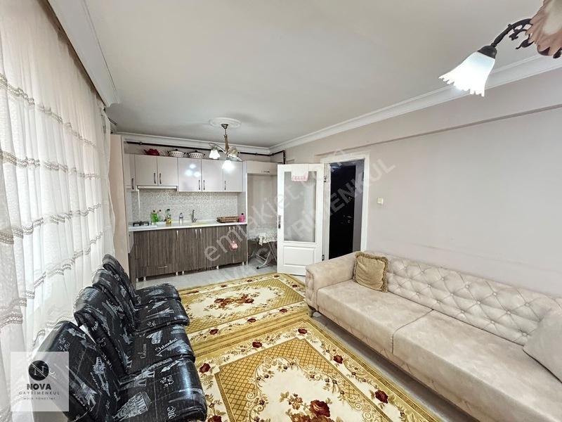 Nova'dan Çalı Merkezde 1+1 Oturuma Hazır Satılık Daire — fotoğraf 4