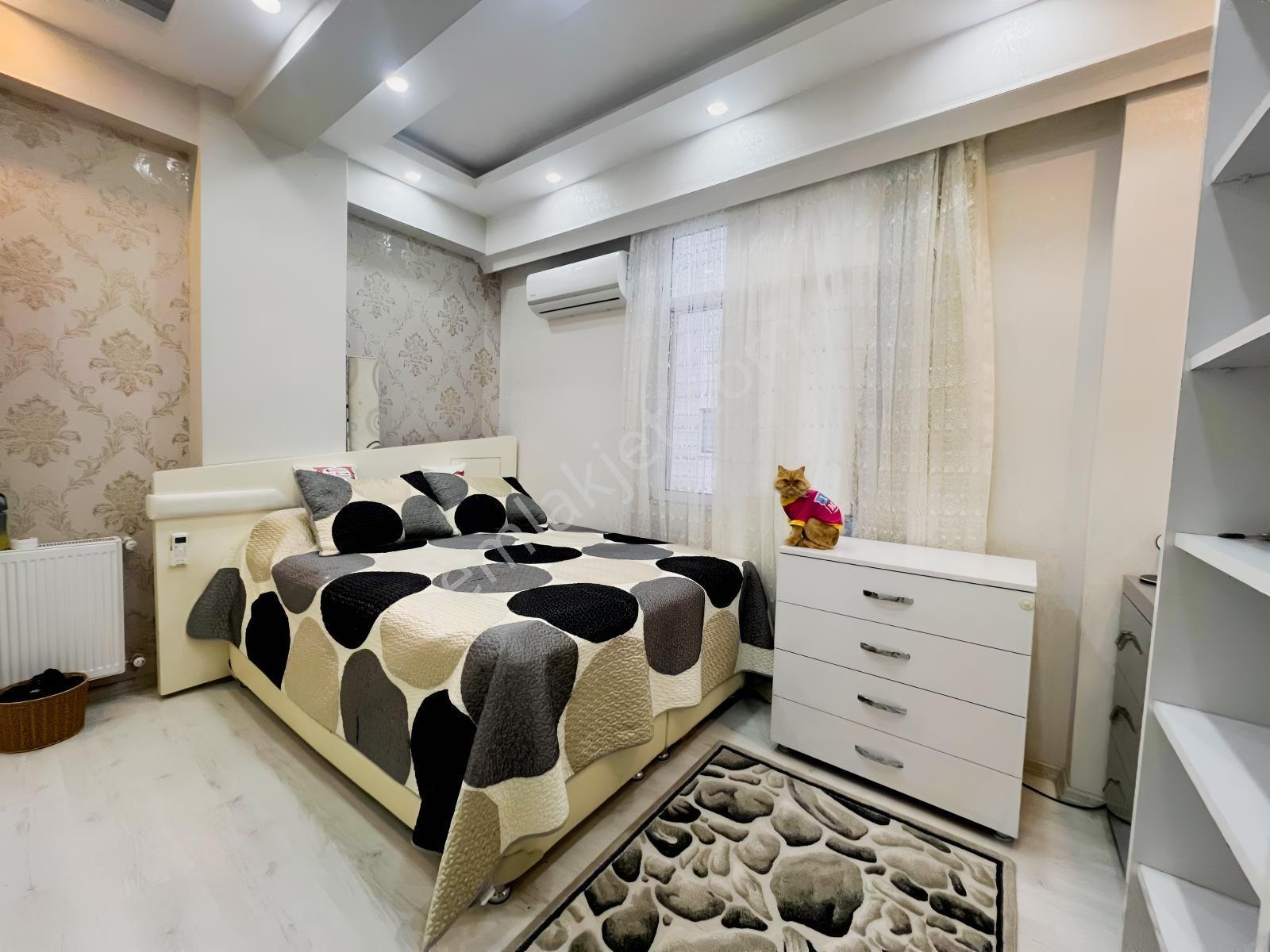 Acil Satılık Geniş 2+1 Arakat Merkezi Konumda — fotoğraf 6