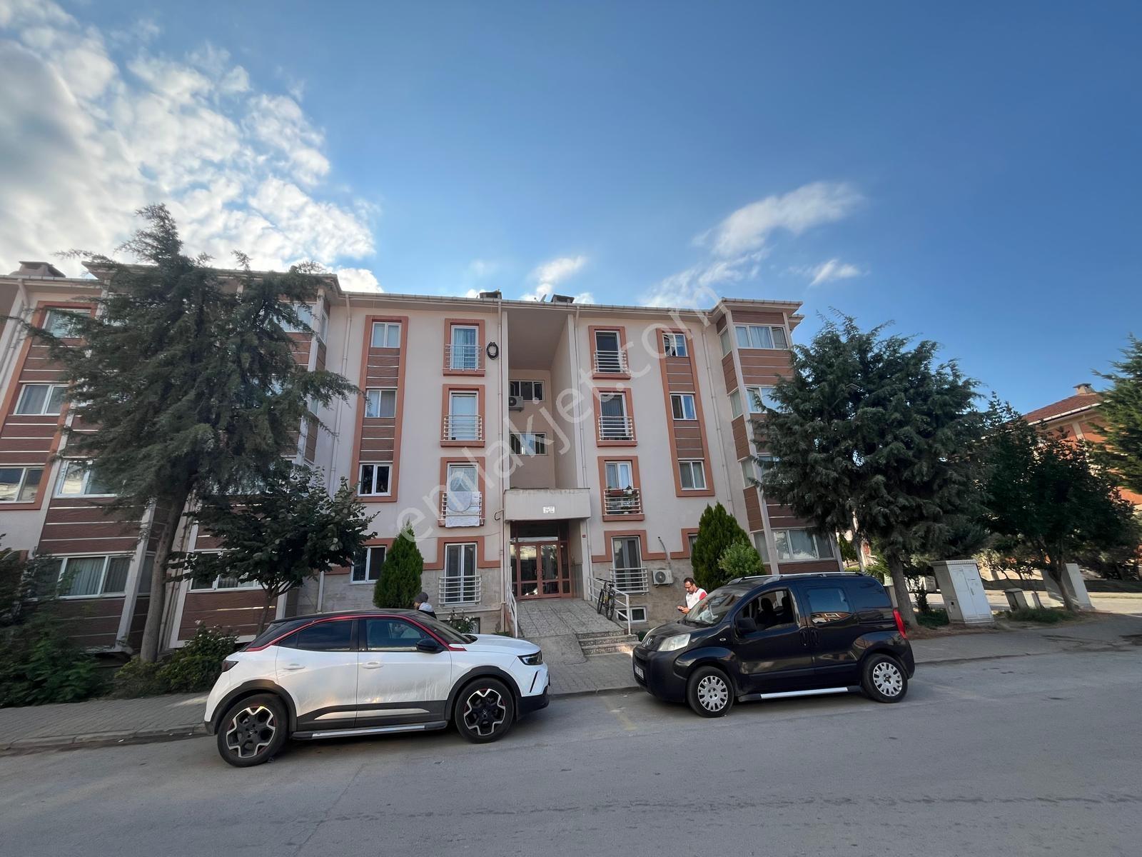 3+1 Rahmi Üstel Caddesine Cephe Toki'de (masrafsız) Ön Cephe ... — fotoğraf 34
