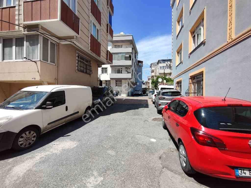 Pazariçi Çalışkan Sokak'ta 1+1 İster Oturmalık İsterseniz Yatırımlık Dairemiz — fotoğraf 5
