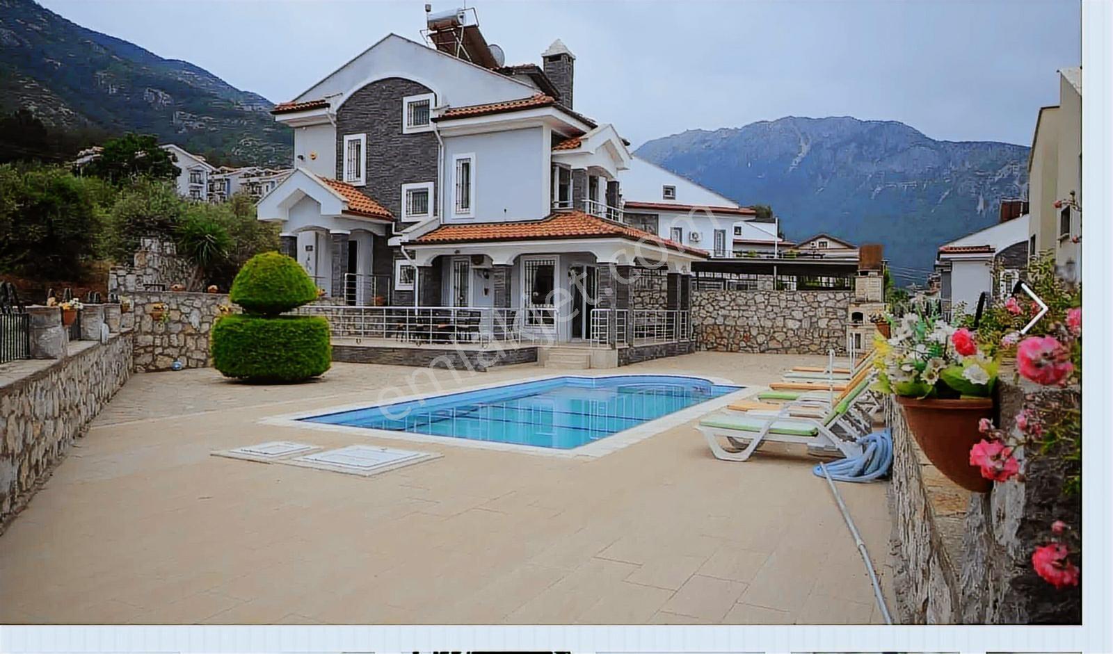 Ölüdeniz Ovacık'ta 500m2 Arsalı 3+1 Havuzlu Villa — fotoğraf 11