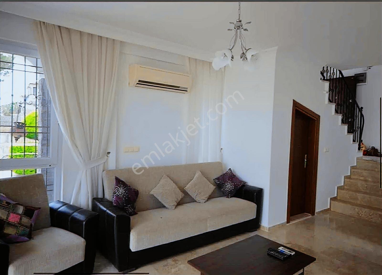 Ölüdeniz Ovacık'ta 500m2 Arsalı 3+1 Havuzlu Villa — fotoğraf 13