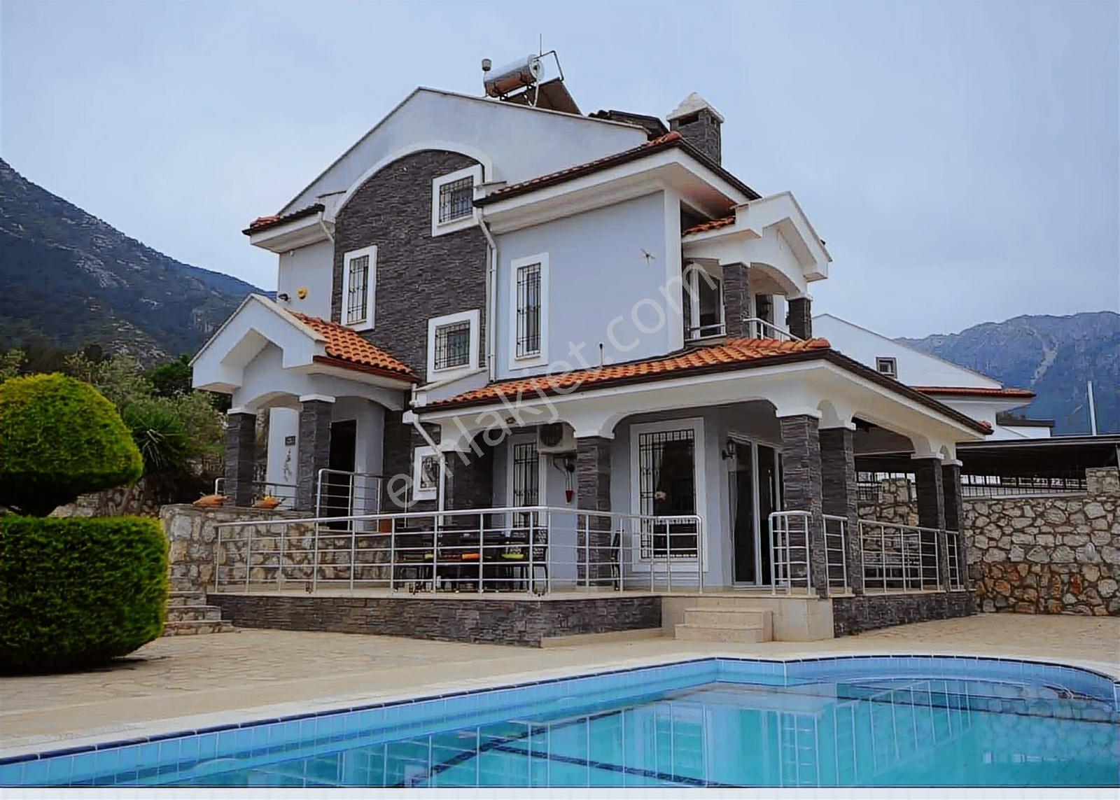 Ölüdeniz Ovacık'ta 500m2 Arsalı 3+1 Havuzlu Villa — fotoğraf 14