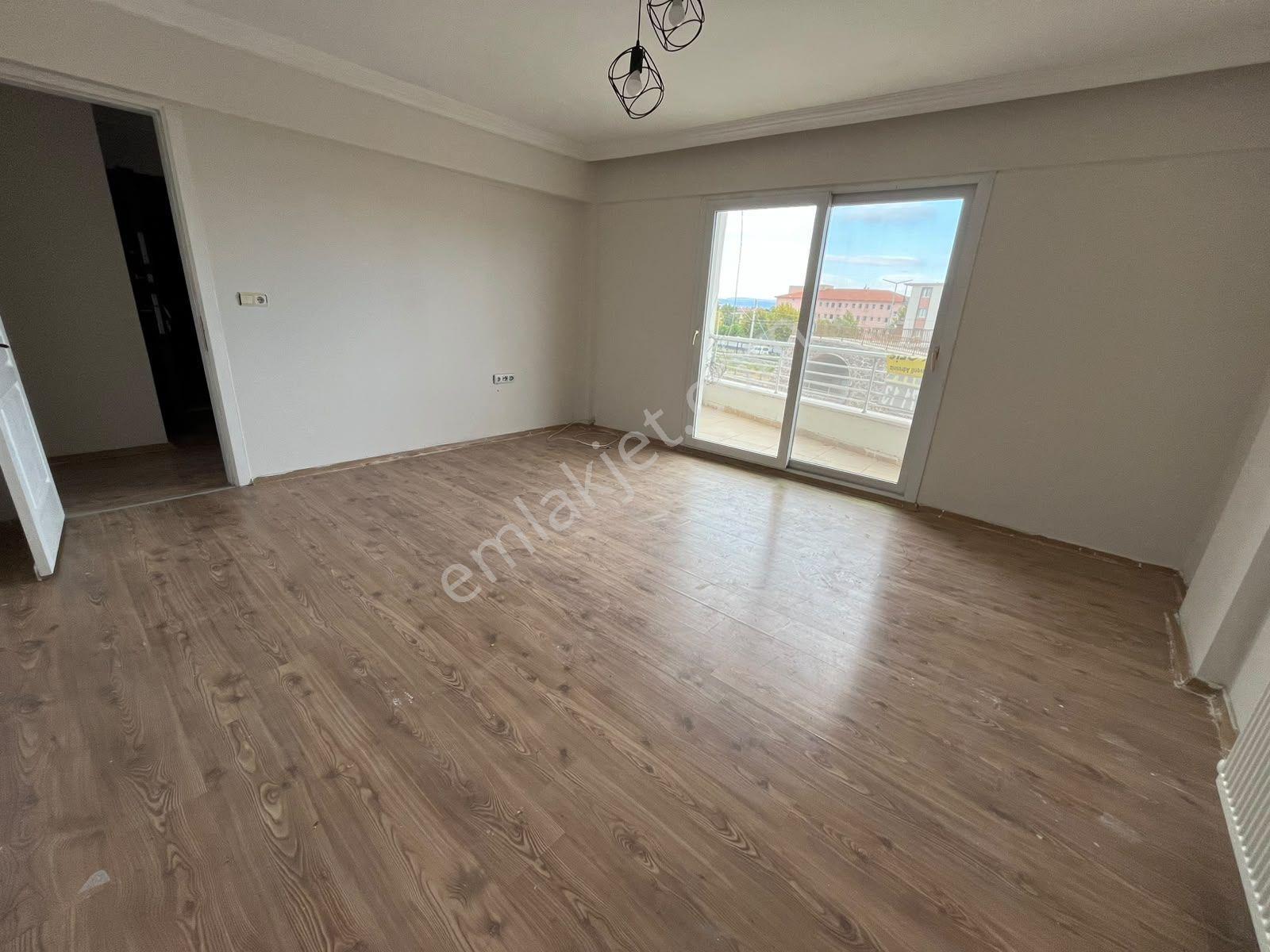 Yeni Mahallesi Satılık Daire 2+1 90m2 5 Katlının 2katı Full Özelikli Kapalı Mutfak Çift Cephe Çift B — fotoğraf 6