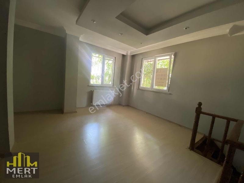 Hm Mert Emlak'tan Çanakkale Panoramanın Karşısında Satılık Daire — fotoğraf 3