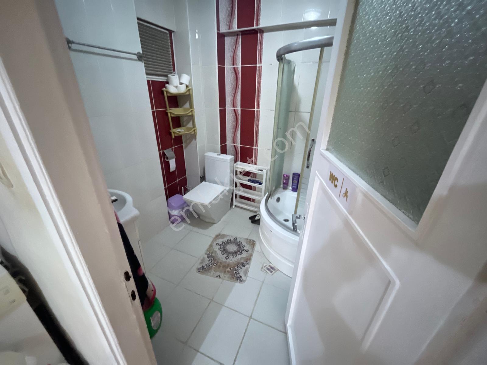 2+1 Arakat (2.kat ) Geniş Sokak İçinde Denize 350 Metre Mesafede — fotoğraf 8