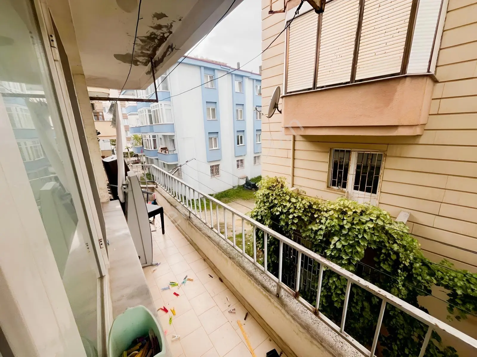 2+1 Arakat (2.kat ) Geniş Sokak İçinde Denize 350 Metre Mesafede — fotoğraf 9