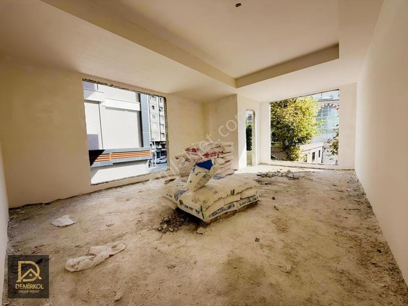 Demirkol İnşaat Yenibosnada 3+1 130 M2 Otoparklı Satılık Daire — fotoğraf 3