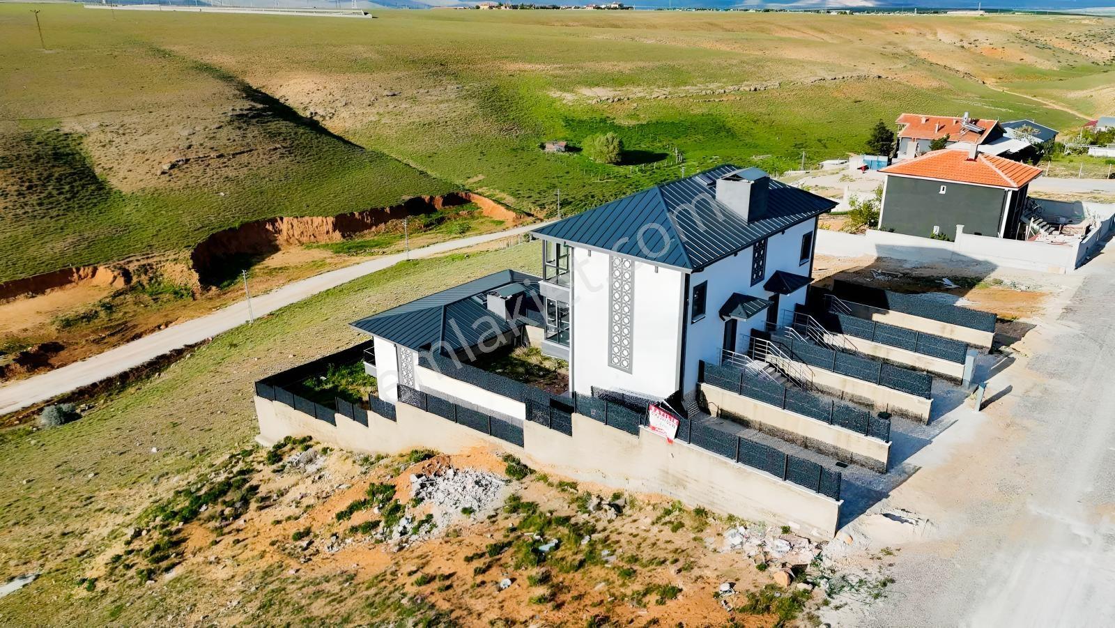 Meramlı-dan Sızmada 3+1 Satılık Butik Villa — fotoğraf 6