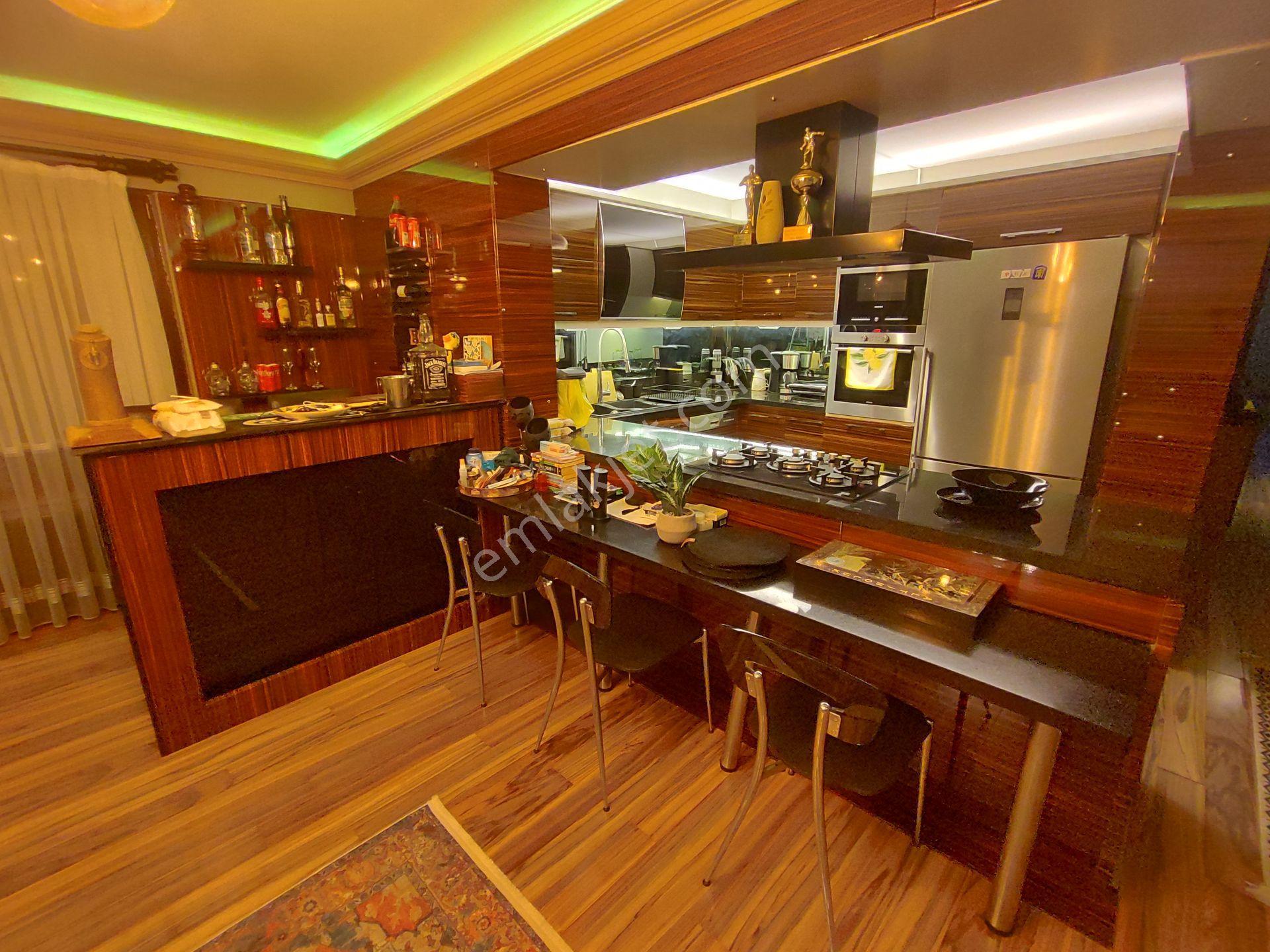 Kardeşten Akçay Yenimahallede Denize Sıfır 450 M² Arsa İçinde Özel Mülk — fotoğraf 7