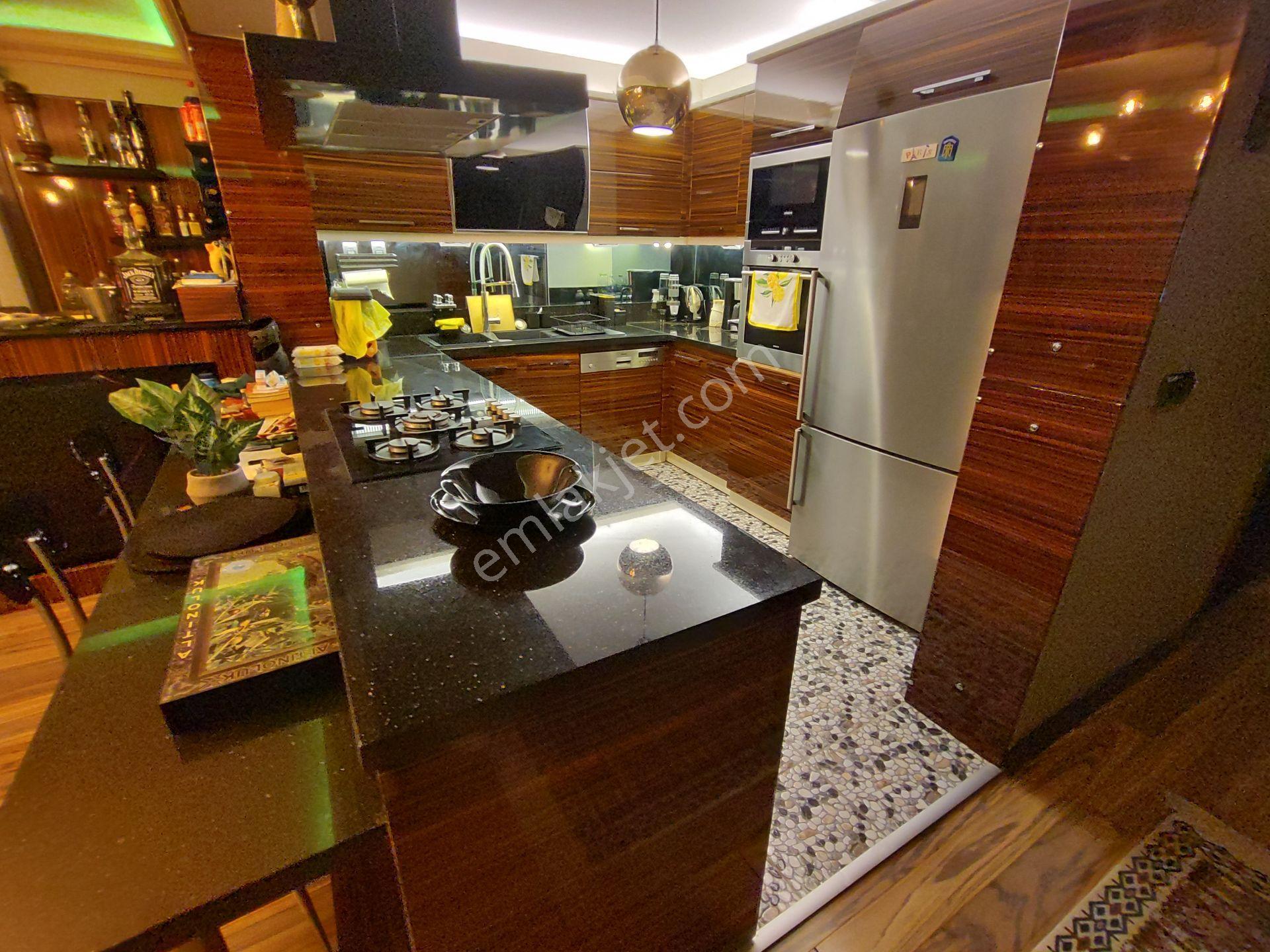 Kardeşten Akçay Yenimahallede Denize Sıfır 450 M² Arsa İçinde Özel Mülk — fotoğraf 14