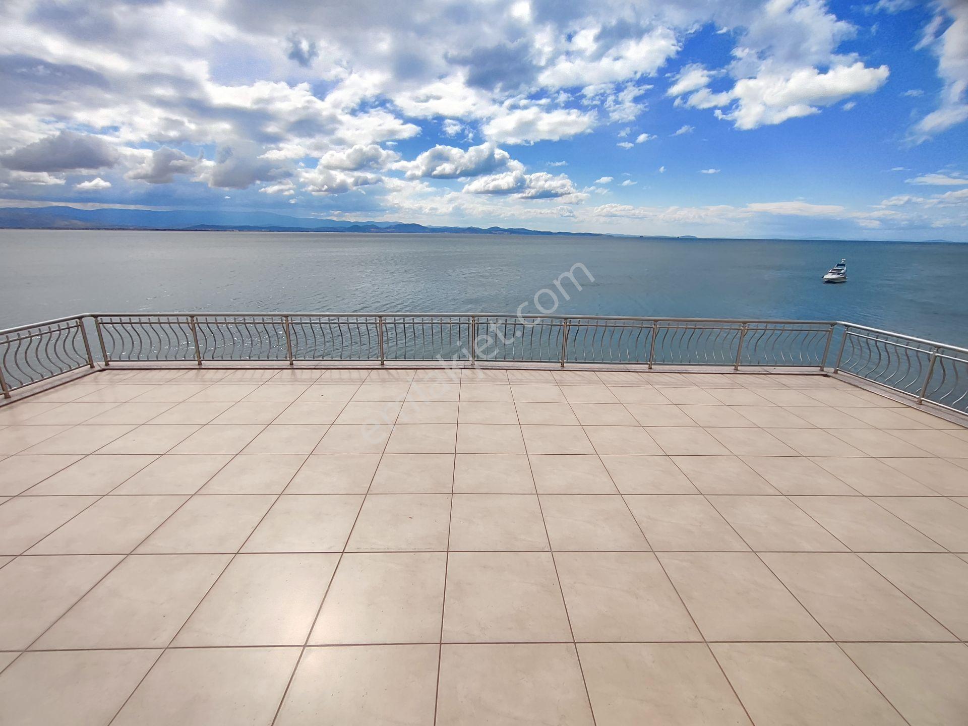 Kardeşten Akçay Yenimahallede Denize Sıfır 450 M² Arsa İçinde Özel Mülk — fotoğraf 25