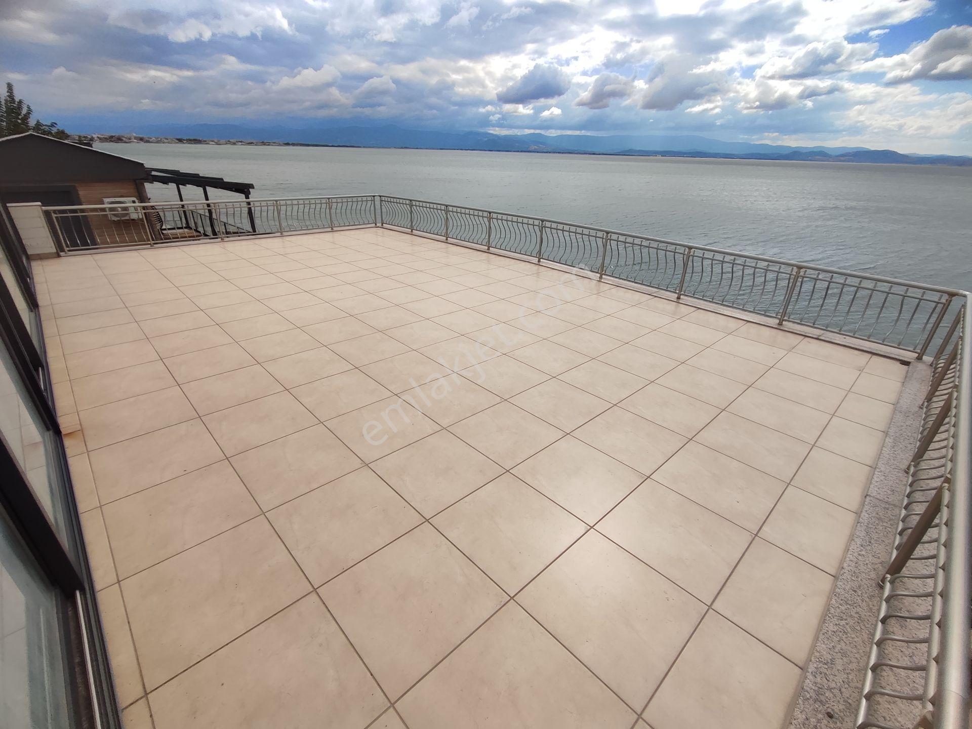 Kardeşten Akçay Yenimahallede Denize Sıfır 450 M² Arsa İçinde Özel Mülk — fotoğraf 26