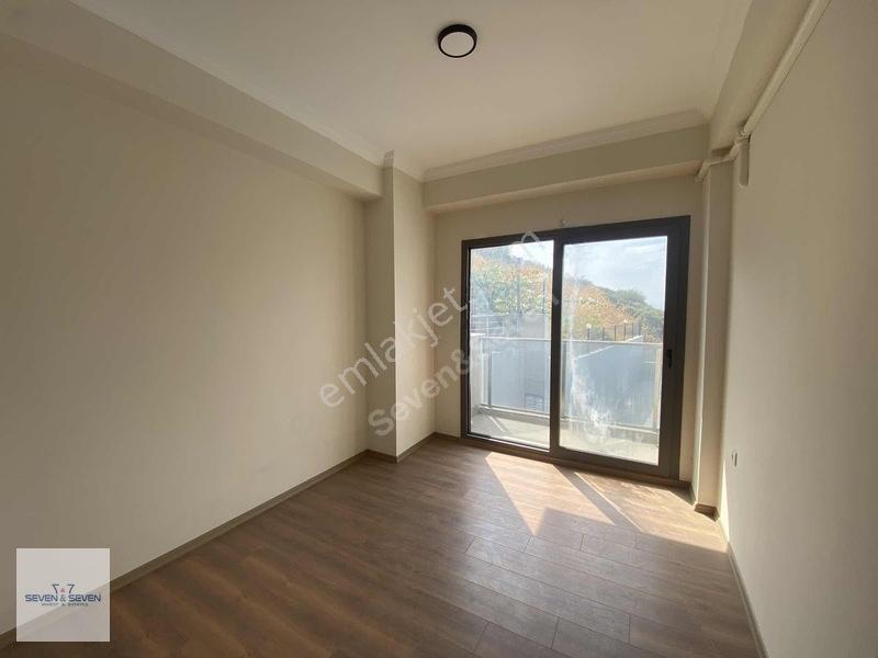 Değirmenderede Panoramik Deniz & Havuz Manzaralı Prestijli 2+1 — fotoğraf 6