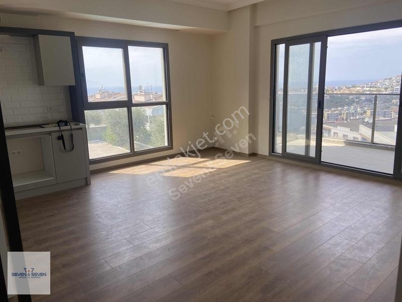 Değirmenderede Panoramik Deniz & Havuz Manzaralı Prestijli 2+1 — fotoğraf 13