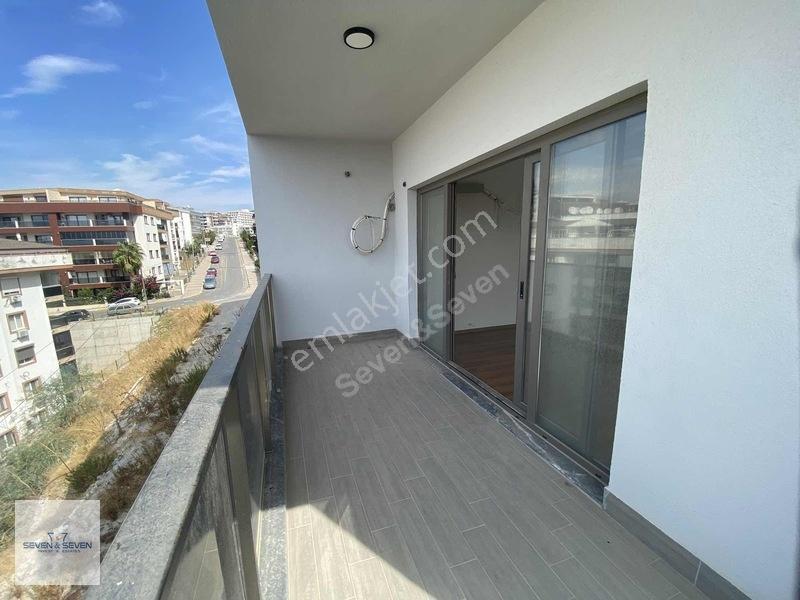 Değirmenderede Panoramik Deniz & Havuz Manzaralı Prestijli 2+1 — fotoğraf 17