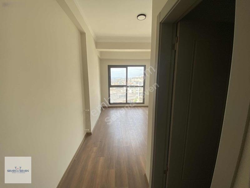 Değirmenderede Panoramik Deniz & Havuz Manzaralı Prestijli 2+1 — fotoğraf 18