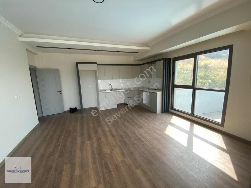 Değirmenderede Panoramik Deniz & Havuz Manzaralı Prestijli 2+1 — fotoğraf 21