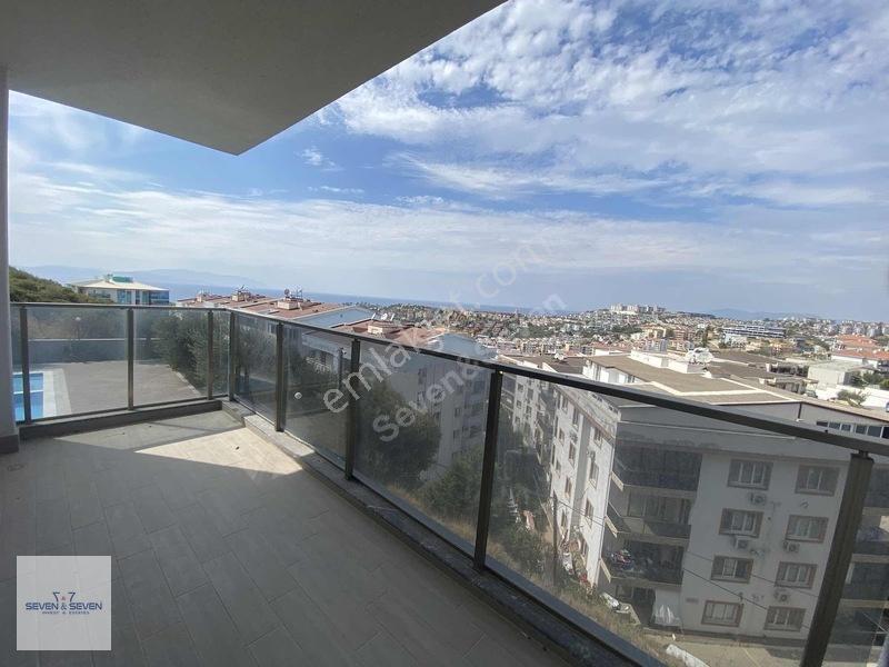 Değirmenderede Panoramik Deniz & Havuz Manzaralı Prestijli 2+1 — fotoğraf 24