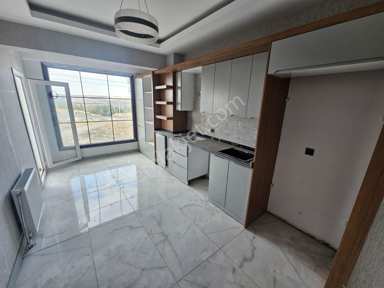 Yenişehir 450 Evlerde Sıfır, Ferah Geniş Ve Şık Daire — fotoğraf 3