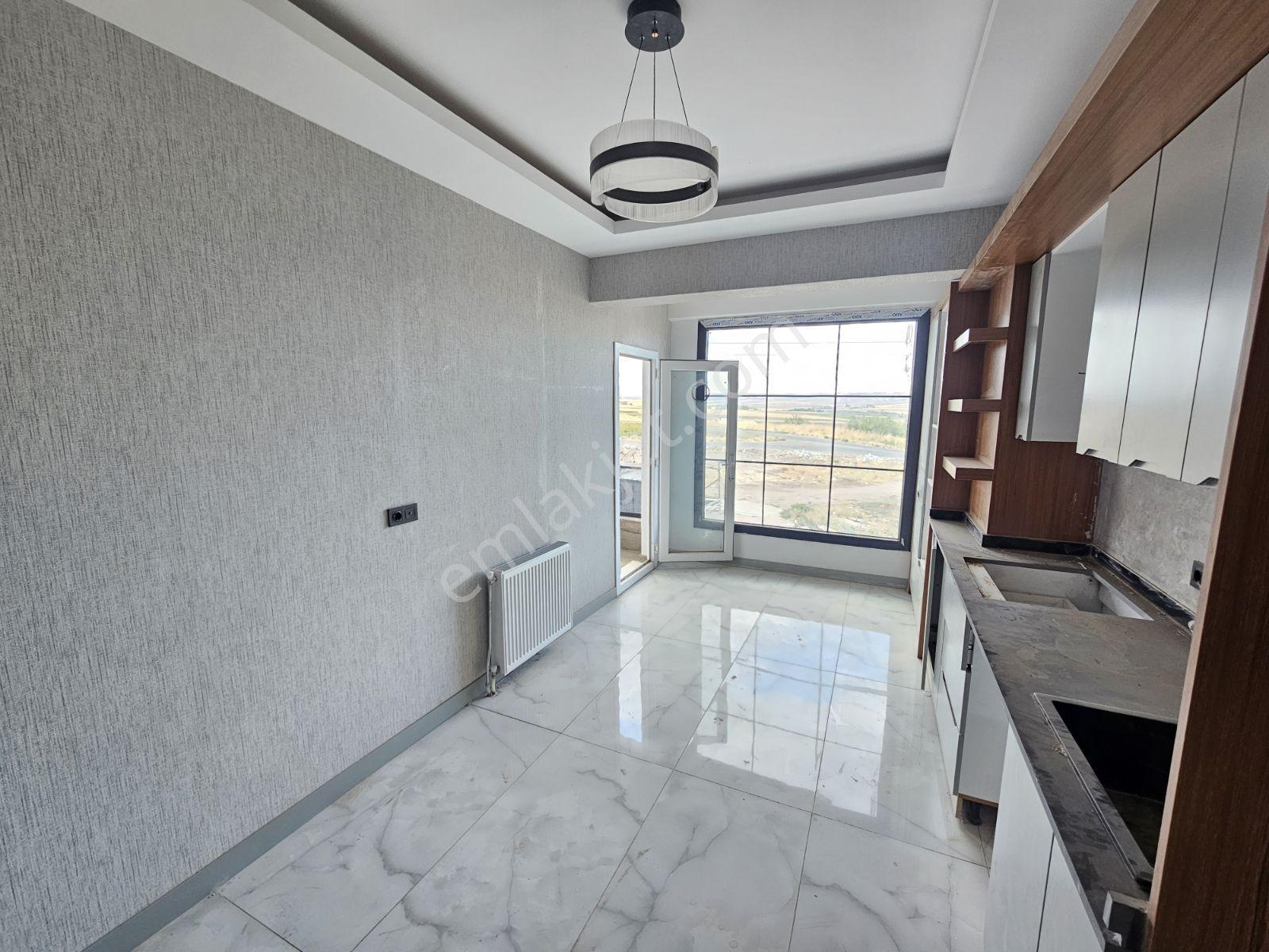 Yenişehir 450 Evlerde Sıfır, Ferah Geniş Ve Şık Daire — fotoğraf 4