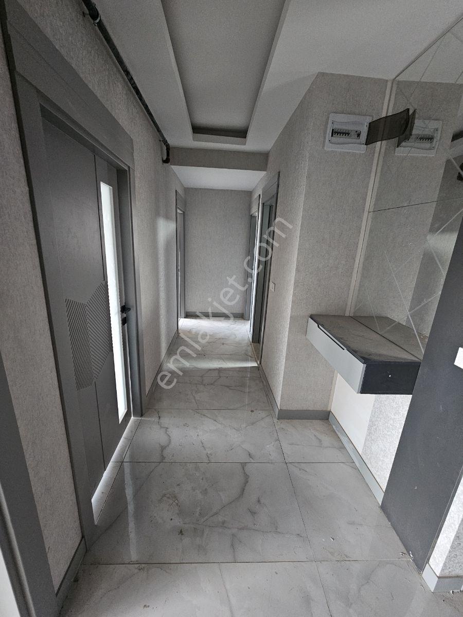 Yenişehir 450 Evlerde Sıfır, Ferah Geniş Ve Şık Daire — fotoğraf 9