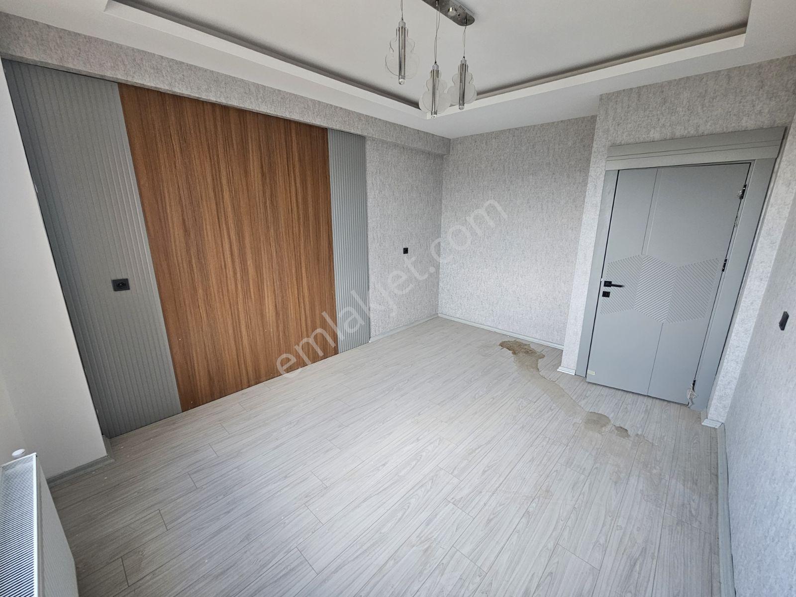 Yenişehir 450 Evlerde Sıfır, Ferah Geniş Ve Şık Daire — fotoğraf 10