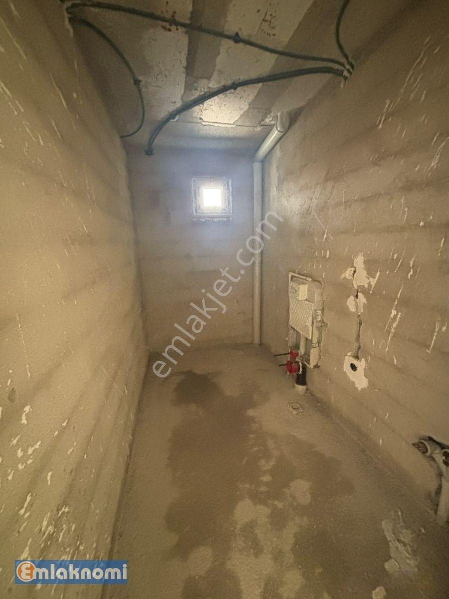 Emlaknomi'den Şeyh Edebali Mahallesinde Sıfır Satılık 1+1 Şahsi Garajlı Apartlar — fotoğraf 2