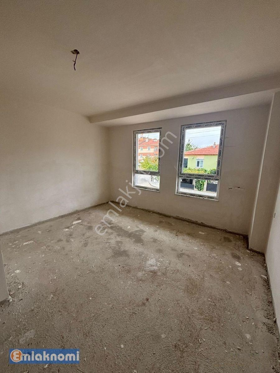 Emlaknomi'den Şeyh Edebali Mahallesinde Sıfır Satılık 1+1 Şahsi Garajlı Apartlar — fotoğraf 14