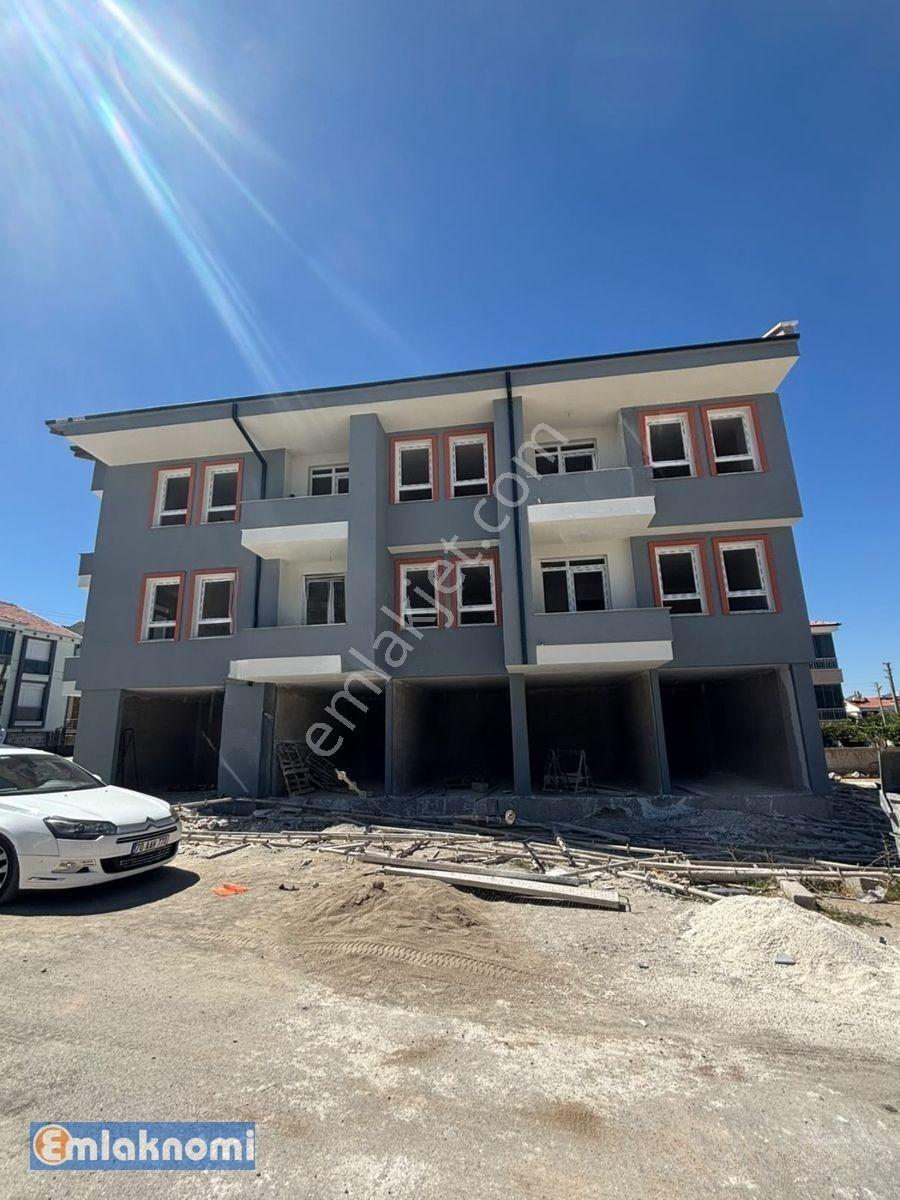 Emlaknomi'den Şeyh Edebali Mahallesinde Sıfır Satılık 1+1 Şahsi Garajlı Apartlar — fotoğraf 18