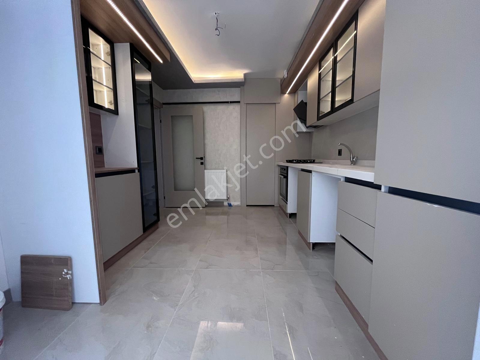 Özkır*emlak'tan*3+1*çift*tezgah*kilerli*lüx*yapılı*fırsat*daire — fotoğraf 2