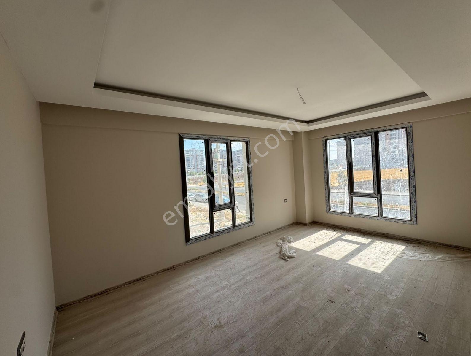 Satılık 3.5+1 Büyük Tip Lüks Daire Blue Dizaynda Araştırma Civar — fotoğraf 3