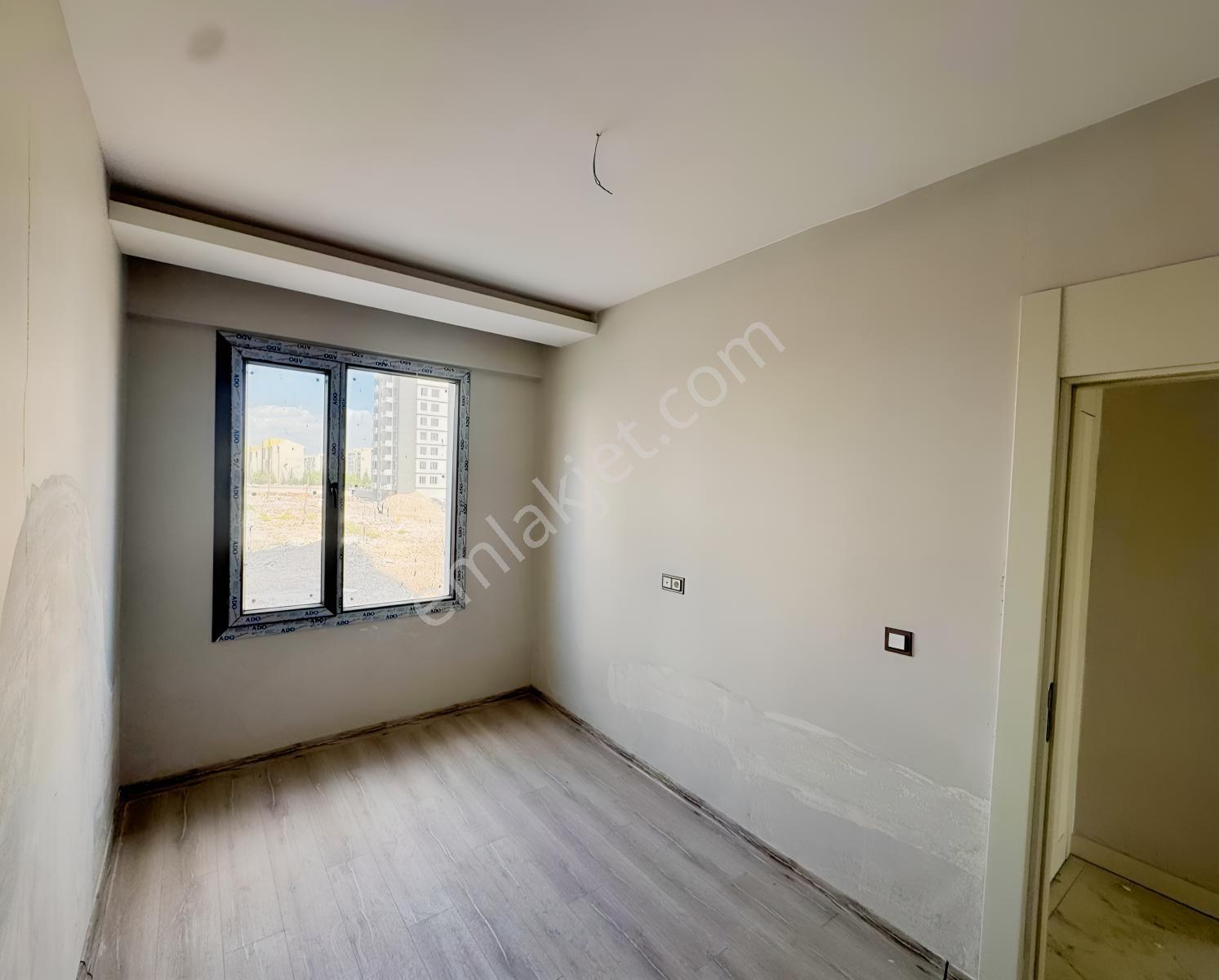Satılık 3.5+1 Büyük Tip Lüks Daire Blue Dizaynda Araştırma Civar — fotoğraf 7