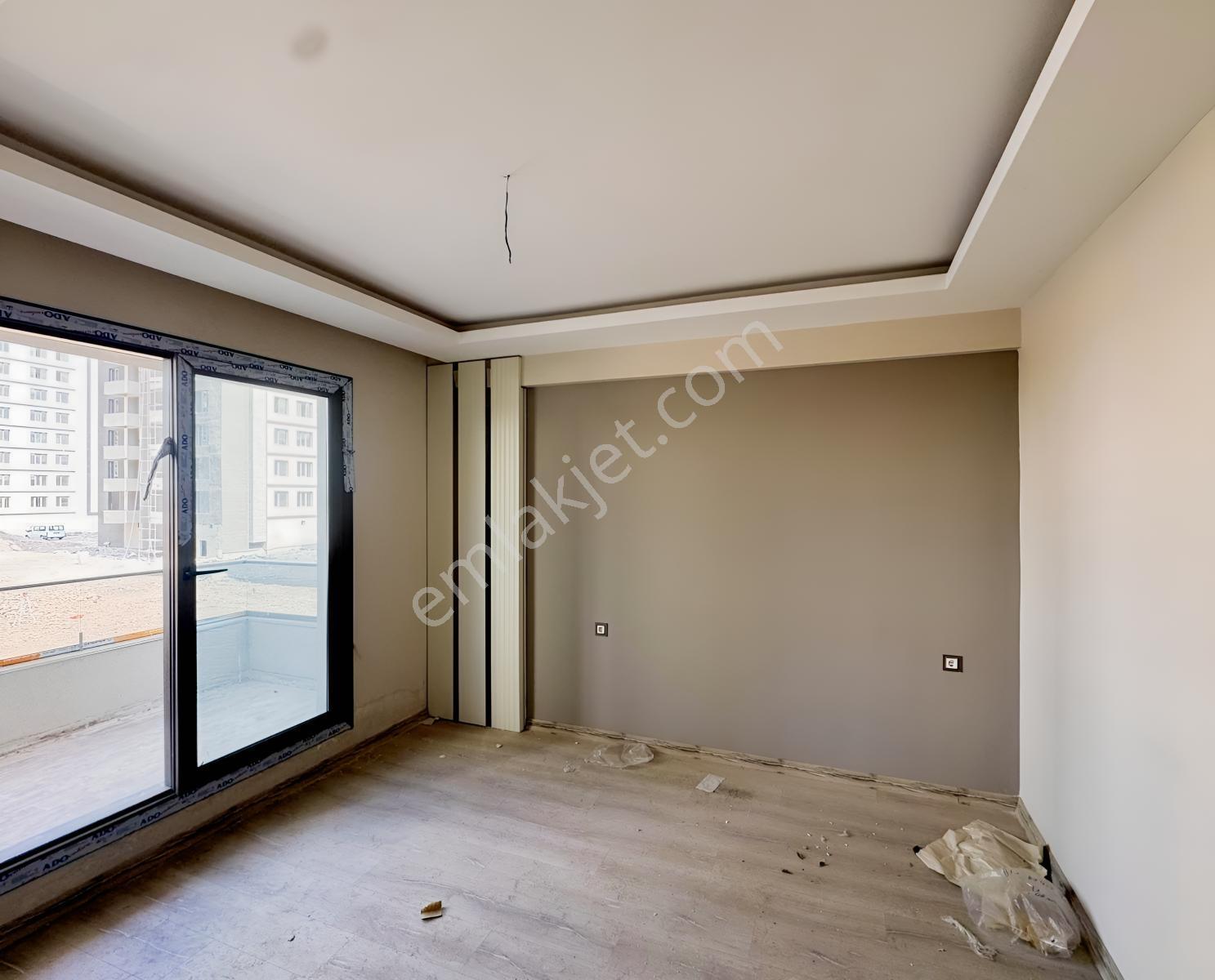 Satılık 3.5+1 Büyük Tip Lüks Daire Blue Dizaynda Araştırma Civar — fotoğraf 8