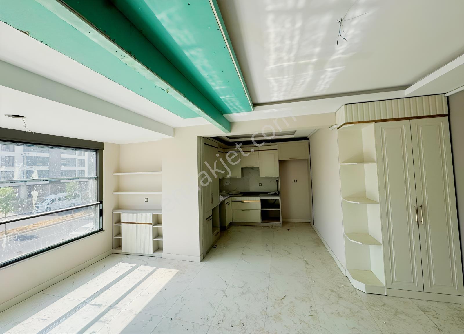 Satılık 3.5+1 Büyük Tip Lüks Daire Blue Dizaynda Araştırma Civar — fotoğraf 9
