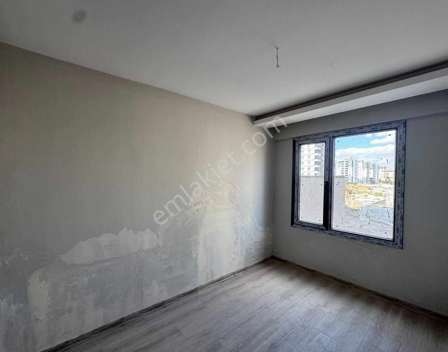 Satılık 3.5+1 Büyük Tip Lüks Daire Blue Dizaynda Araştırma Civar — fotoğraf 12