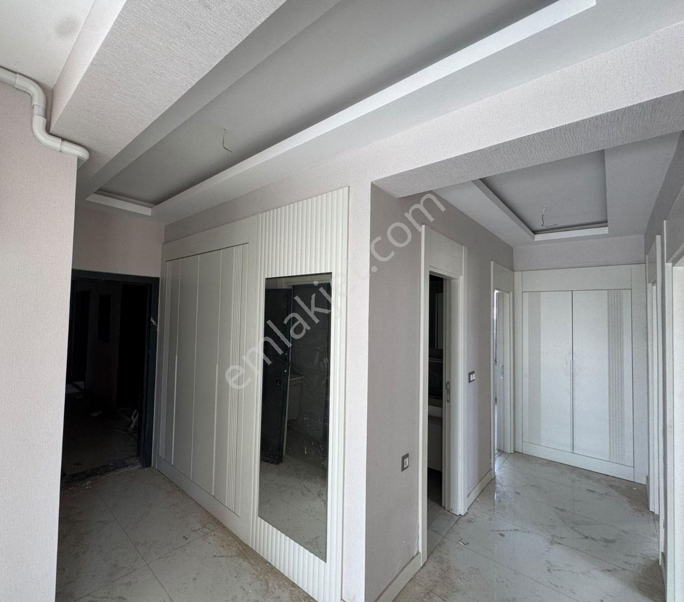 Satılık 3.5+1 Büyük Tip Lüks Daire Blue Dizaynda Araştırma Civar — fotoğraf 21