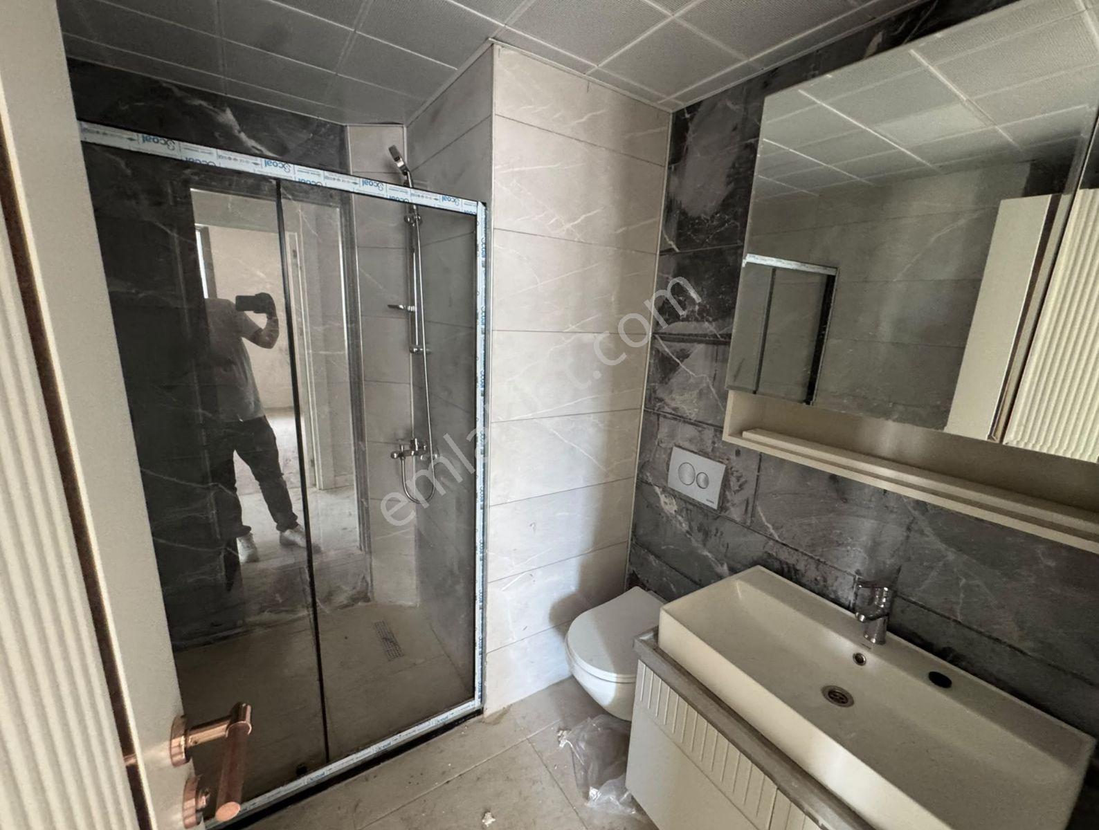 Satılık 3.5+1 Büyük Tip Lüks Daire Blue Dizaynda Araştırma Civar — fotoğraf 22
