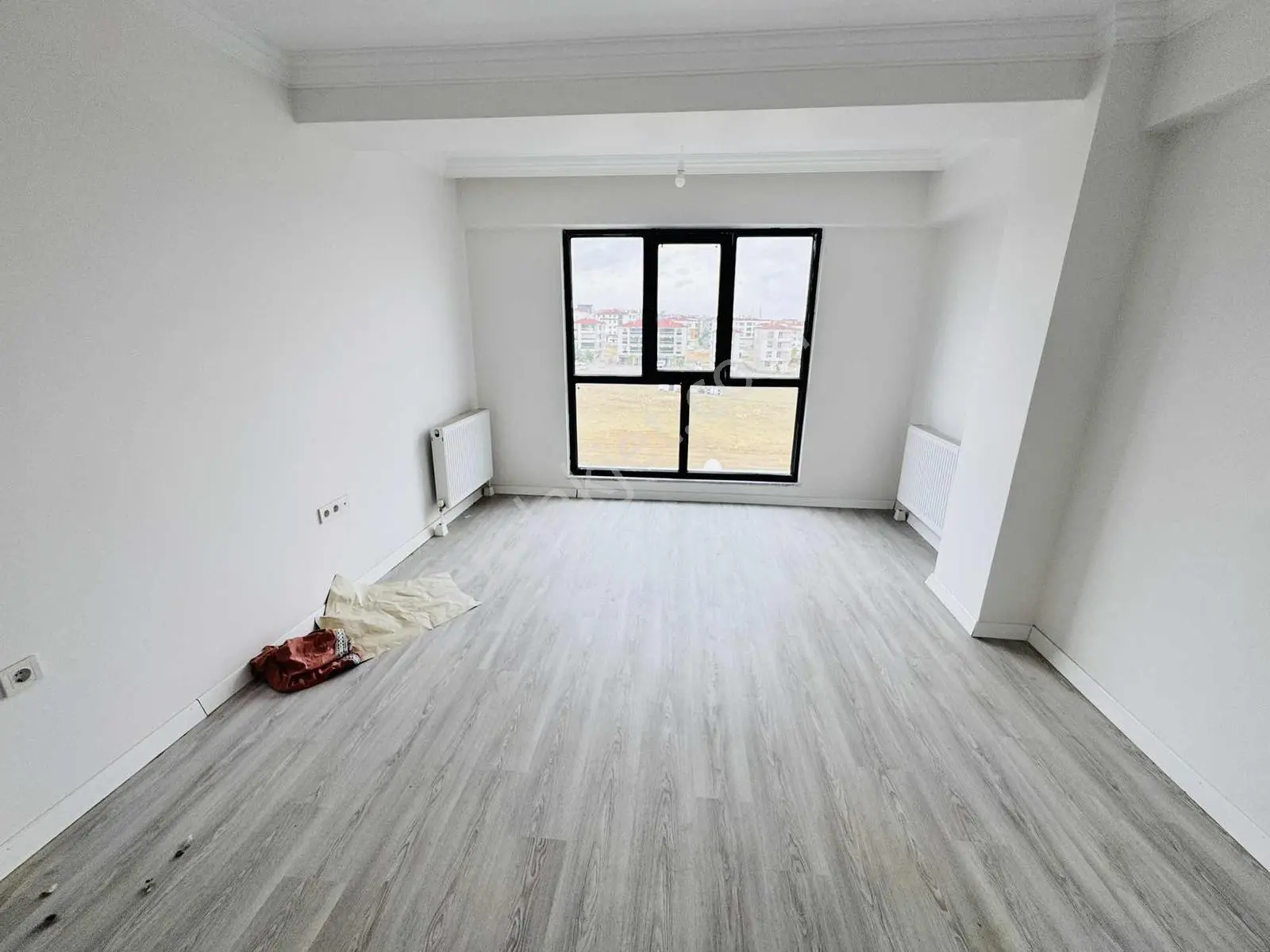Çorlu Çobançeşme Mh De Bulvara Cephe Sıfır 2+1 Daire