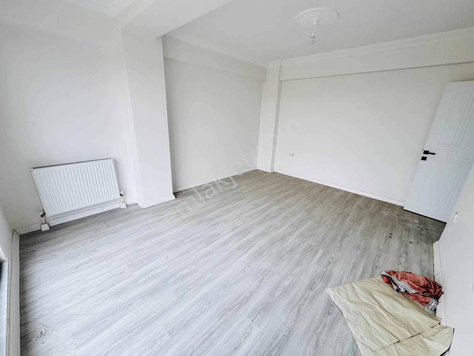 Çorlu Çobançeşme Mh De Bulvara Cephe Sıfır 2+1 Daire — fotoğraf 6