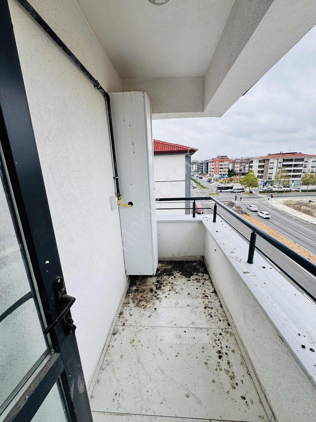 Çorlu Çobançeşme Mh De Bulvara Cephe Sıfır 2+1 Daire — fotoğraf 15