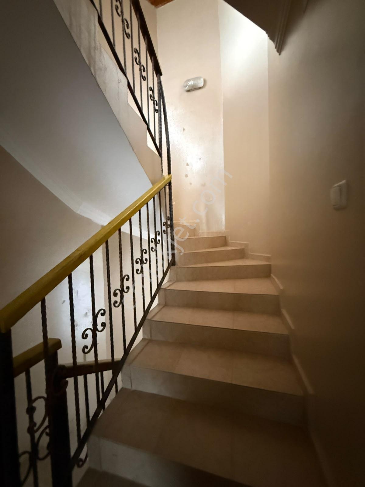 Remax Palm'den Kocahamzalı Da 4+1 Tripleks Satılık Villa — fotoğraf 12