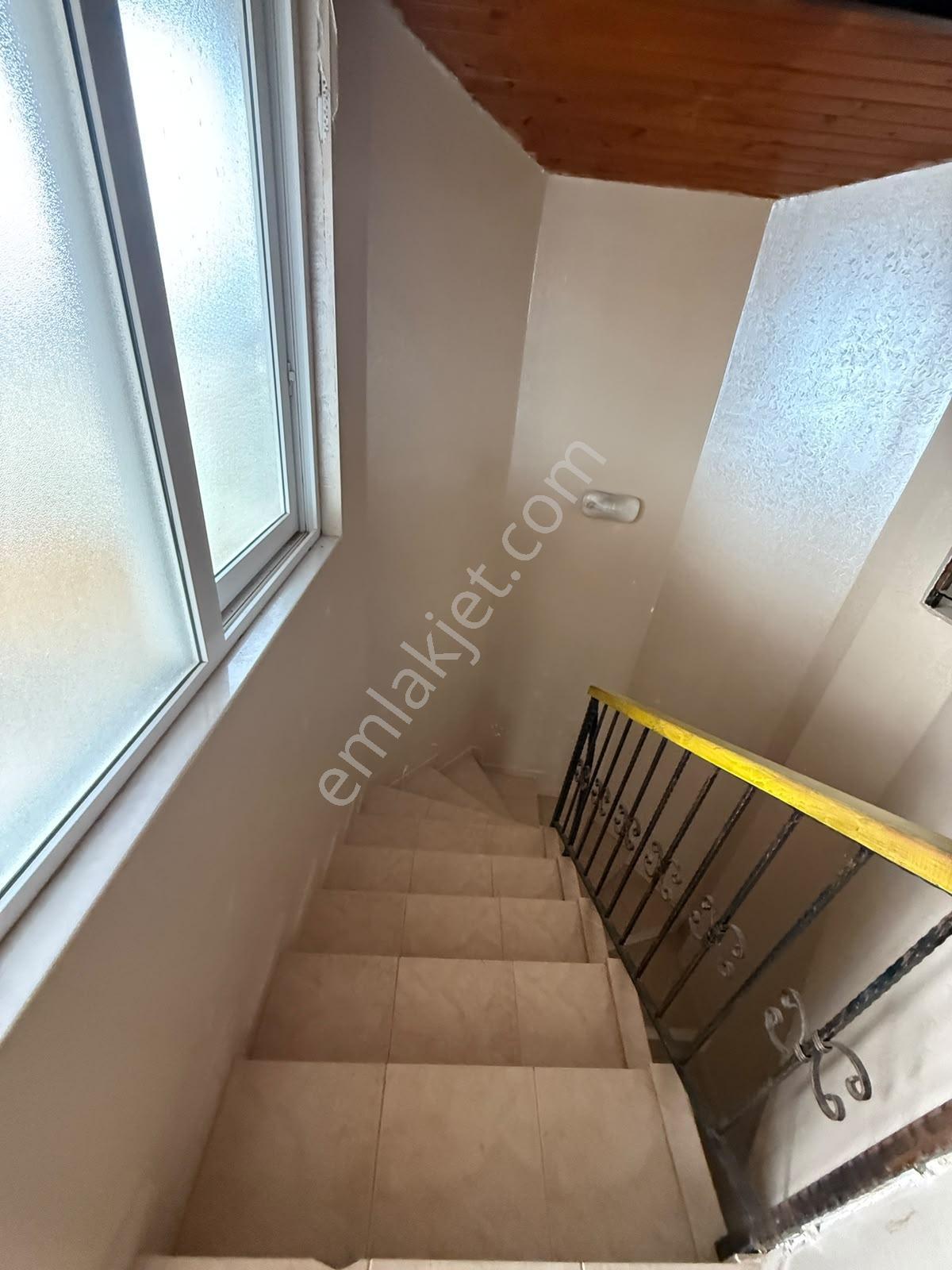 Remax Palm'den Kocahamzalı Da 4+1 Tripleks Satılık Villa — fotoğraf 13